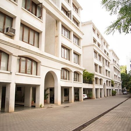 Hermitage Suites Koregaon Park Garden & Terrace Room Pune Exterior photo